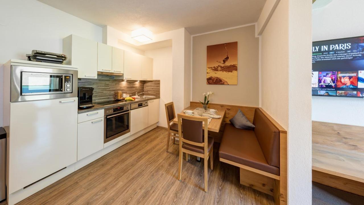 Birkenhof Premium Apart & Suites Lermoos Exteriör bild