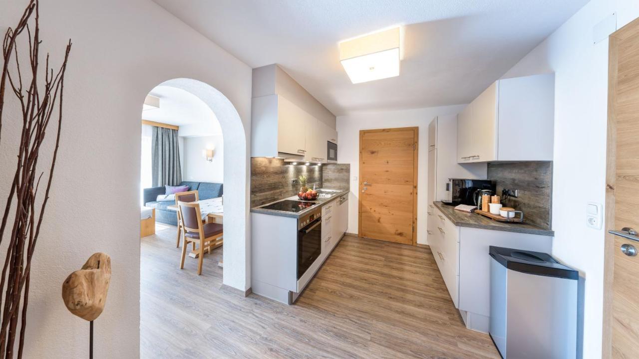 Birkenhof Premium Apart & Suites Lermoos Exteriör bild