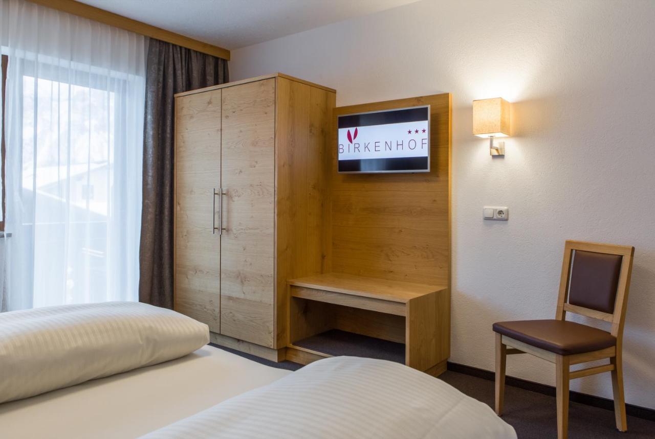 Birkenhof Premium Apart & Suites Lermoos Exteriör bild