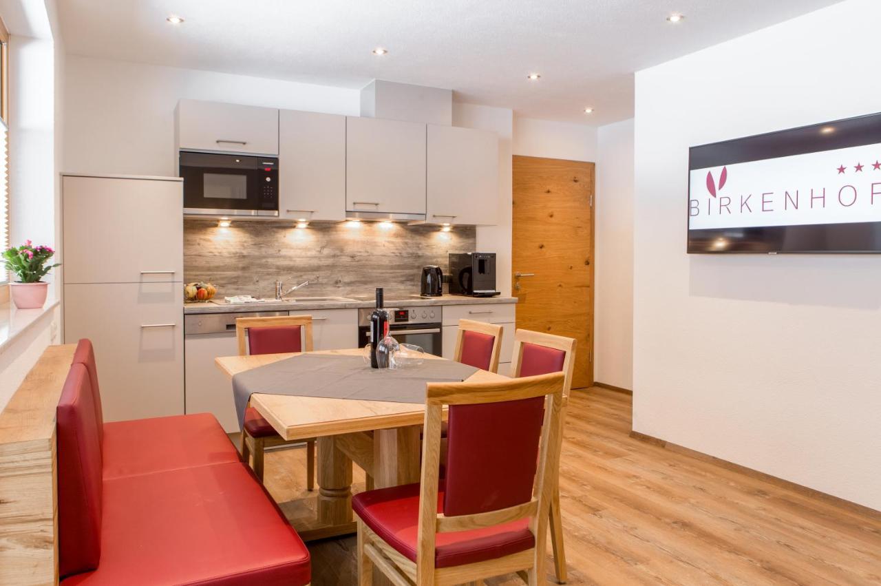 Birkenhof Premium Apart & Suites Lermoos Exteriör bild