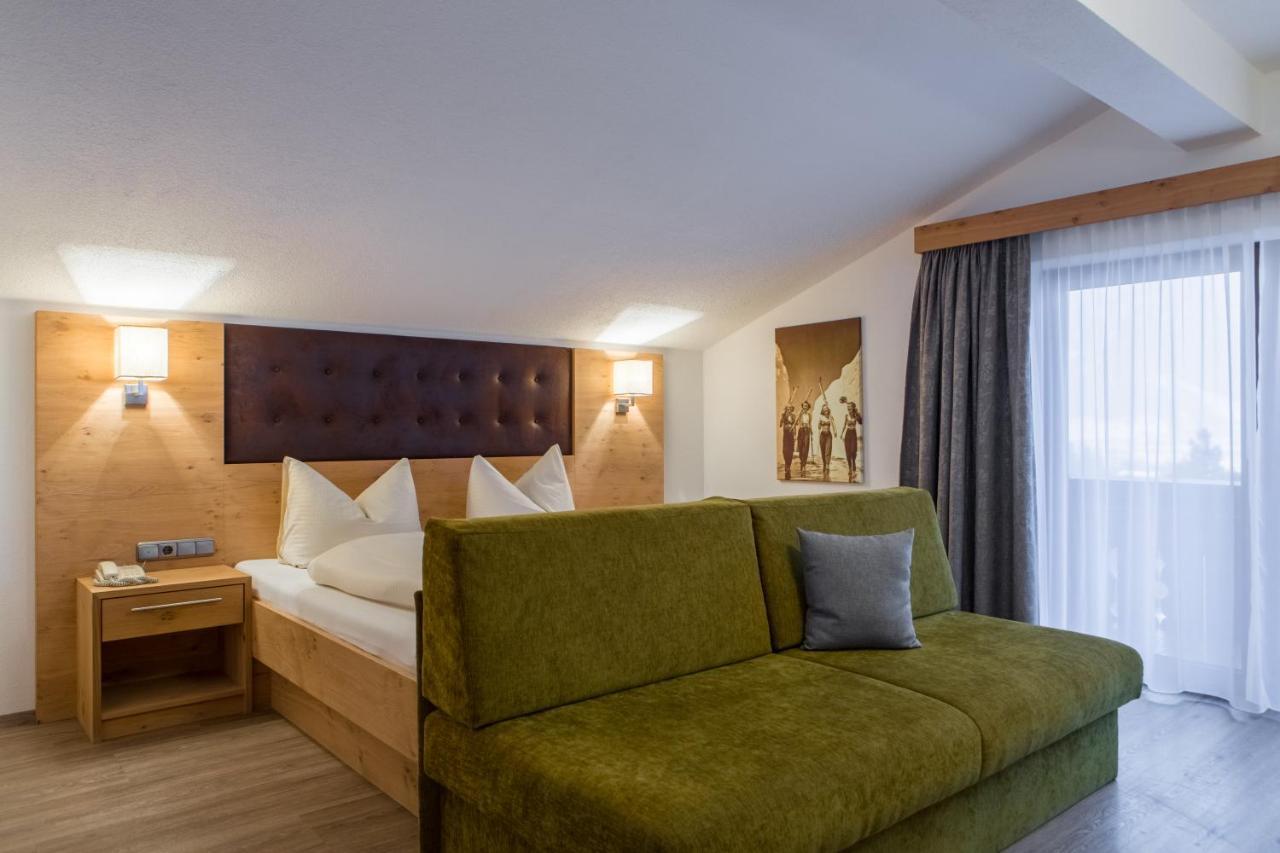 Birkenhof Premium Apart & Suites Lermoos Rum bild