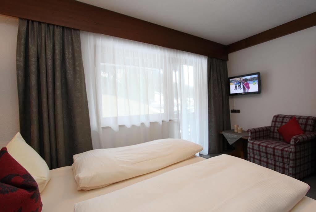 Birkenhof Premium Apart & Suites Lermoos Exteriör bild
